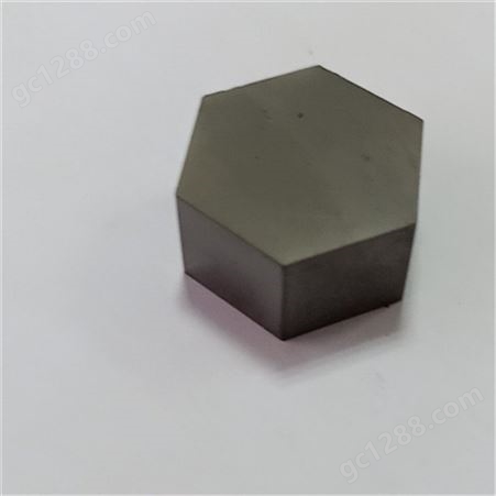 六边形碳化硼片 常压烧结碳化硼板  规格30x30