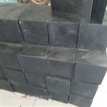 生产供应 橡胶减震胶块 三角形橡胶垫块 工业用橡胶减震垫块 可定制
