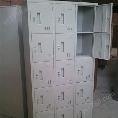 铁皮储物柜批发商 32格储物柜 带隔层鞋柜 不锈钢员工储物柜供应商