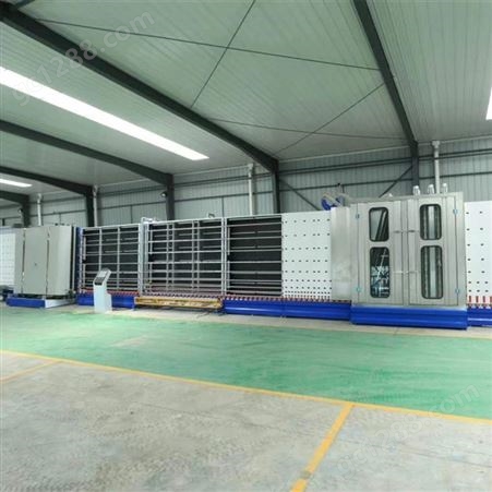 济南科莱生产的2500型中空玻璃设备速度快、耐用、价格也不贵。