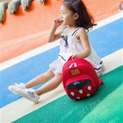 2018新款儿童包包韩版草莓双肩包 幼儿园书包防走失背包一件代发