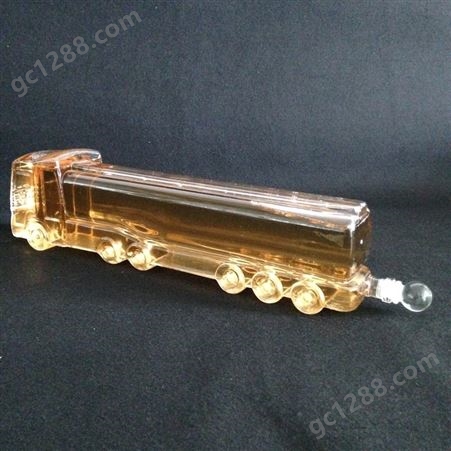 大汽车造型玻璃白酒瓶  创意瓶子 吹制工艺酒瓶  斯泰尔造型玻璃瓶  龙舌兰酒瓶