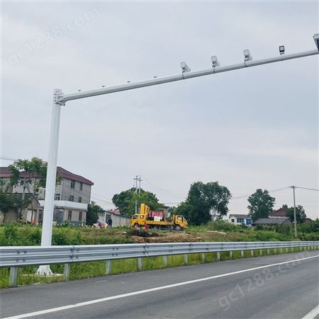 多功能监控杆 道路监控杆 扬州丰豪照明厂家供应监控杆
